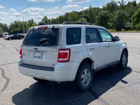 Used 2010 Ford Escape XLT FWD image 11