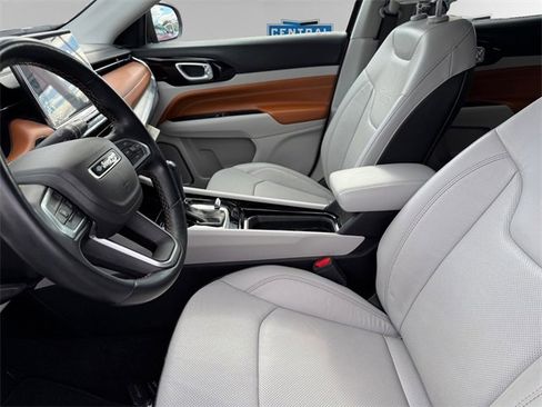 Used 2022 Jeep Compass Limited w/ Elite Group image 10