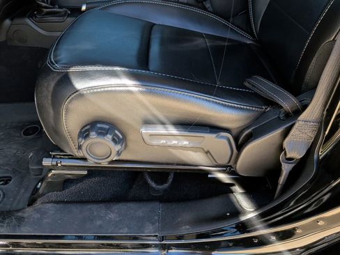 Used 2021 Jeep Wrangler Unlimited Sahara 4xe image 13