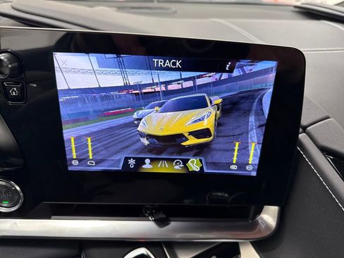 Used 2024 Chevrolet Corvette Stingray Coupe w/ Z51 Performance Package image 25