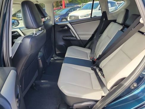 Used 2017 Toyota RAV4 Platinum image 15