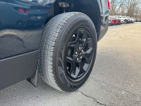 Used 2023 Ford Maverick Lariat w/ Lariat Luxury Package image 16