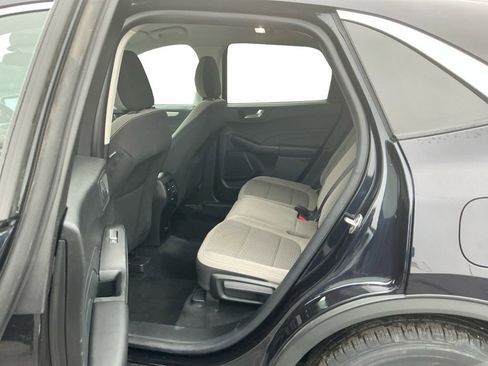 Used 2021 Ford Escape SE w/ Cold Weather Package image 21