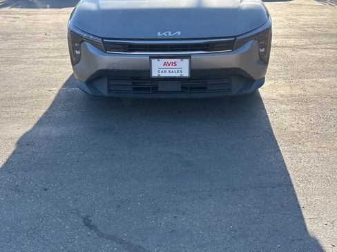 Used 2025 Kia K4 FWD image 4