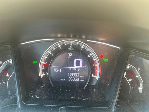 Used 2018 Honda Civic LX image 4