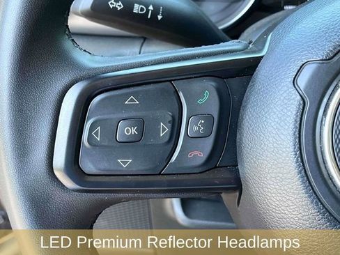 Used 2023 Jeep Wrangler Unlimited image 36