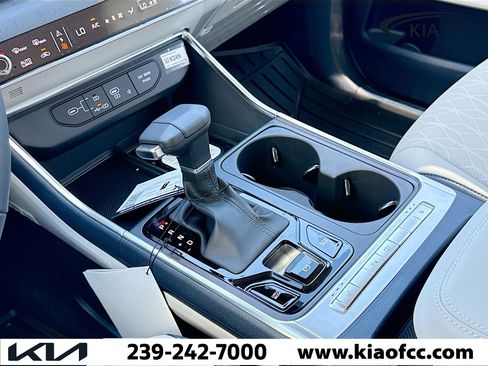 New 2026 Kia Carnival EX FWD image 27