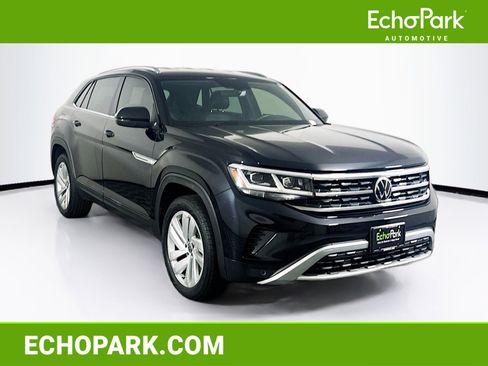 Used 2023 Volkswagen Atlas Cross Sport SE image 1
