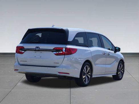 Certified 2022 Honda Odyssey Touring image 12