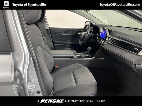 Used 2026 Toyota Camry LE FWD image 6