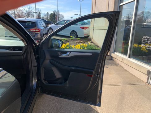 Used 2020 Ford Escape SEL AWD/4WD image 37