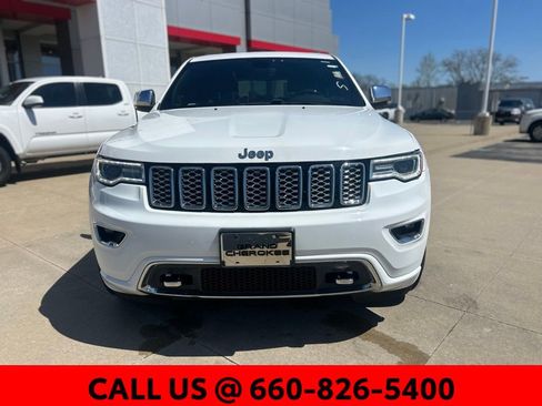 Used 2019 Jeep Grand Cherokee Overland image 3