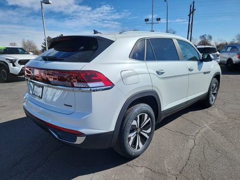 New 2026 Volkswagen Atlas Cross Sport SE image 3