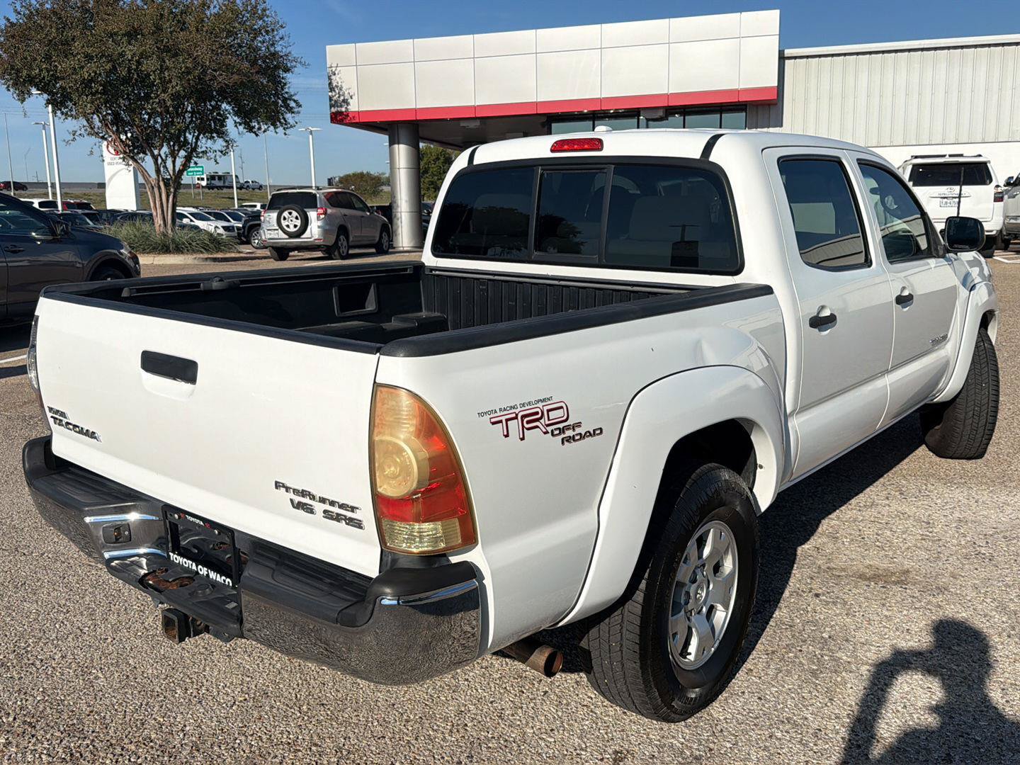 Used 2010 Toyota Tacoma PreRunner RWD image 3