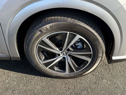 Used 2023 Lexus RX 350h image 7