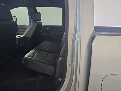 Used 2023 Chevrolet Silverado 2500 High Country w/ Z71 Off-Road Package image 14