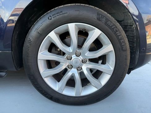 Used 2016 Land Rover Range Rover Sport HSE image 11