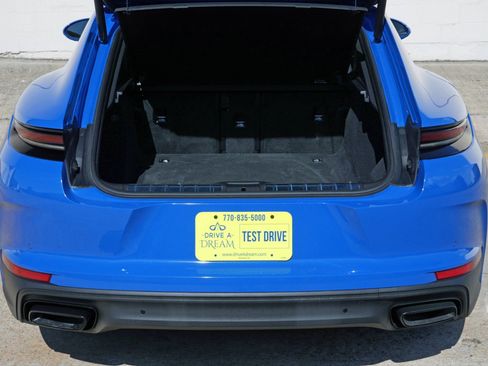 Used 2025 Porsche Panamera w/ Premium Package RWD image 10