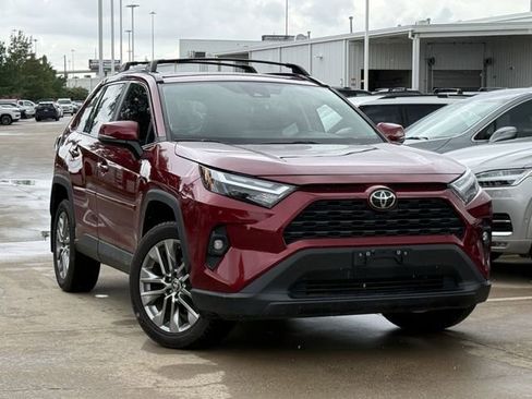 Used 2024 Toyota RAV4 XLE Premium FWD image 2
