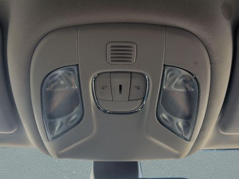 Used 2019 Jeep Compass Limited AWD/4WD image 22
