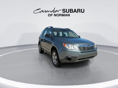 Used 2010 Subaru Forester 2.5X image 2