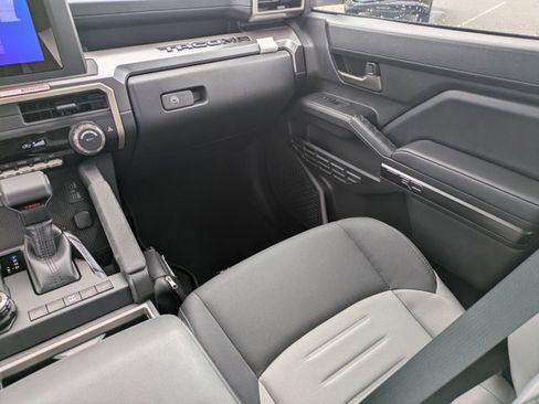 New 2025 Toyota Tacoma TRD Off-Road image 18