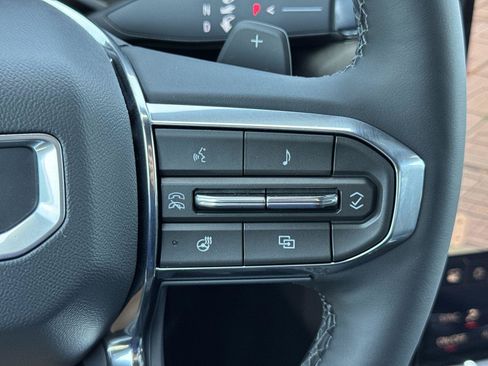 New 2026 GMC Acadia Elevation FWD image 10