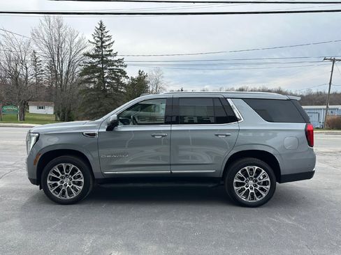 Certified 2025 GMC Yukon Denali AWD/4WD image 12