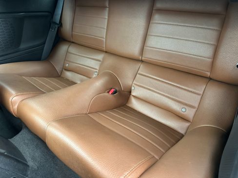 Used 2011 Ford Mustang GT image 12