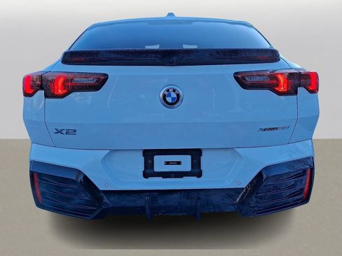 Used 2025 BMW X2 xDrive28i w/ Premium Package image 4