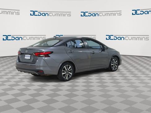 Used 2021 Nissan Versa SV image 8