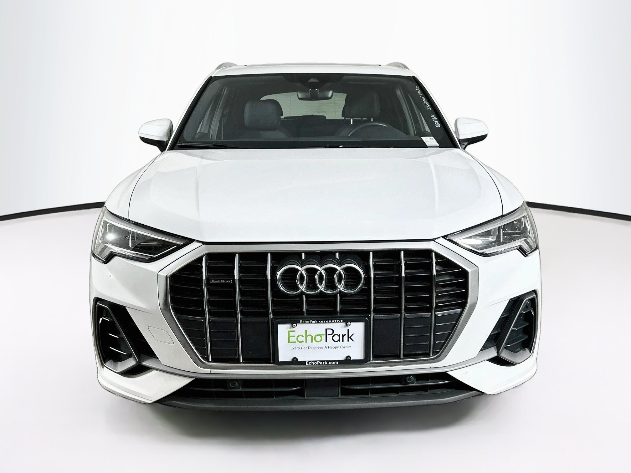 Used 2025 Audi Q3 2.0T Premium AWD/4WD image 2