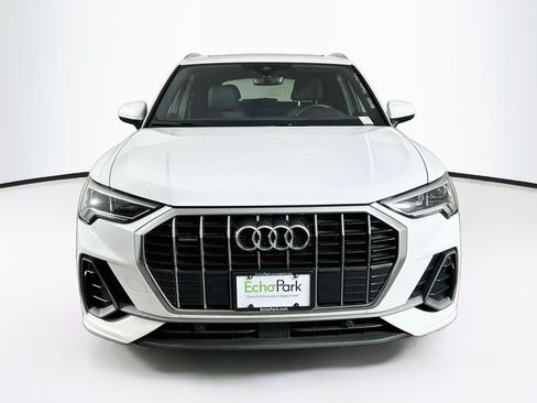 Used 2025 Audi Q3 2.0T Premium AWD/4WD image 2