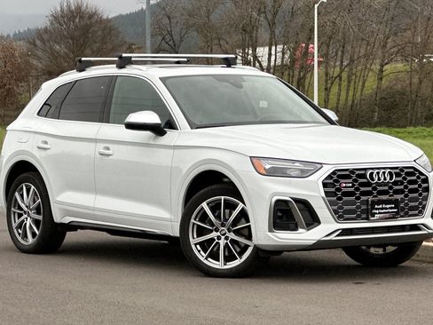 Used 2023 Audi SQ5 Premium Plus w/ Premium Plus Package image 1