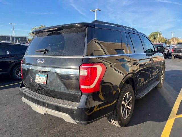 Used 2019 Ford Expedition XLT w/ Equipment Group 201A AWD/4WD image 2