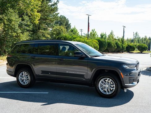 New 2025 Jeep Grand Cherokee L Laredo w/ Luxury Tech Group I image 12