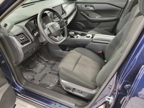 Certified 2025 Nissan Rogue SV AWD/4WD image 42