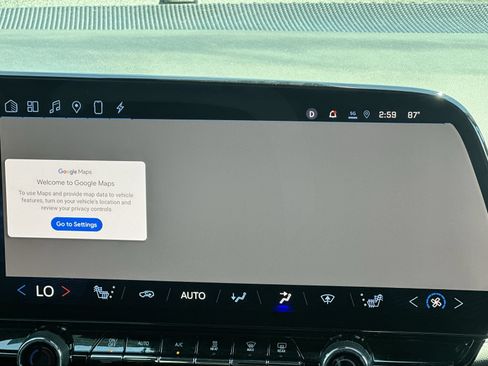 Used 2024 Chevrolet Blazer EV LT AWD/4WD image 28