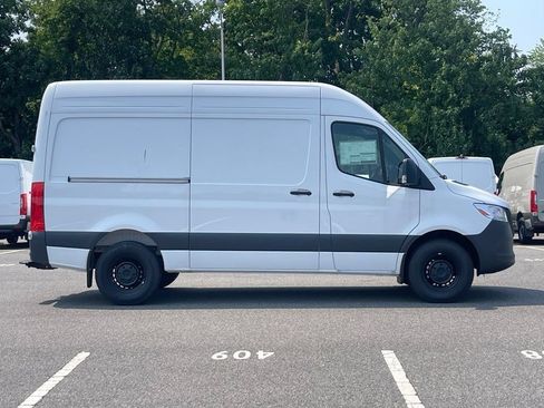 New 2025 Mercedes-Benz Sprinter 2500 image 3