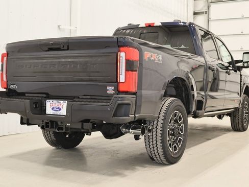New 2025 Ford F350 Platinum w/ FX4 Off-Road Package image 8
