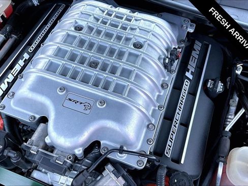 Used 2016 Dodge Challenger SRT Hellcat RWD image 29
