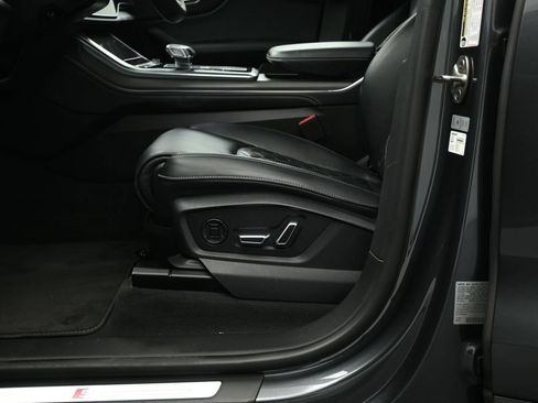 Used 2025 Audi SQ8 Premium Plus AWD/4WD image 6