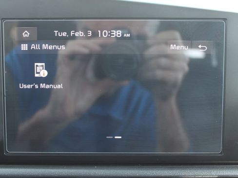 Used 2025 Kia Niro LX image 41