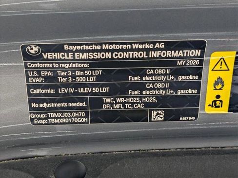 Used 2026 BMW X5 xDrive50e w/ Premium Package image 17