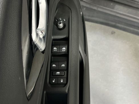 Used 2022 Jeep Compass Latitude w/ Convenience Group AWD/4WD image 17