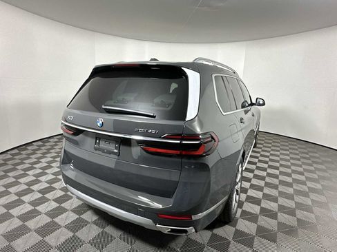 New 2026 BMW X7 xDrive40i w/ Executive Package image 9