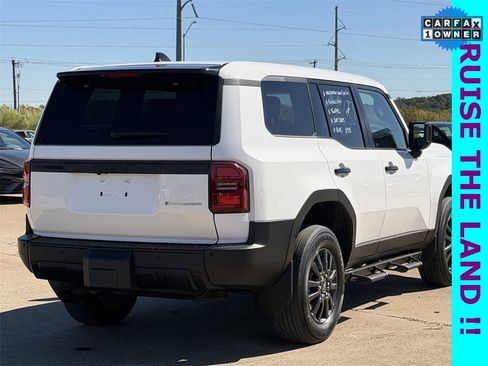 Used 2024 Toyota Land Cruiser 1958 image 4