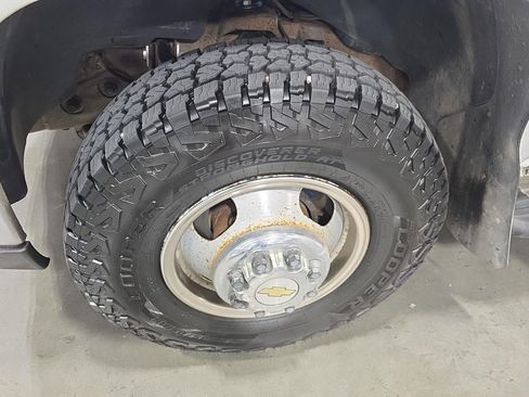 Used 2003 Chevrolet Silverado 3500 LS w/ Skid Plate Package image 20