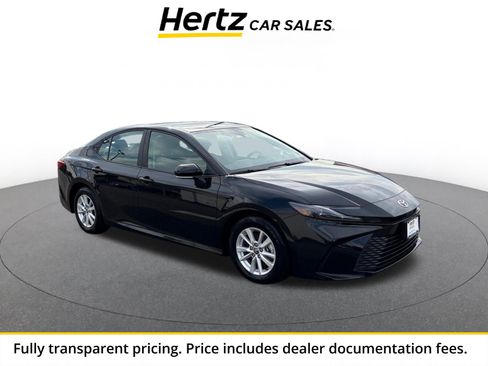 Used 2025 Toyota Camry LE FWD image 1
