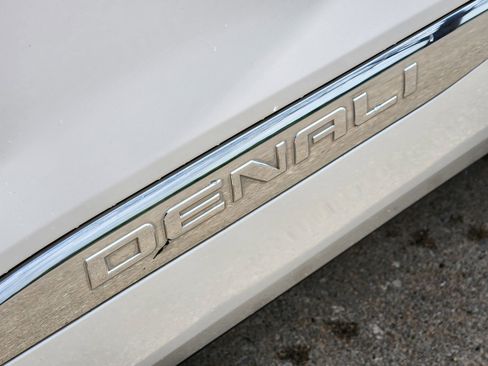 Used 2019 GMC Acadia Denali w/ Technology Package image 30